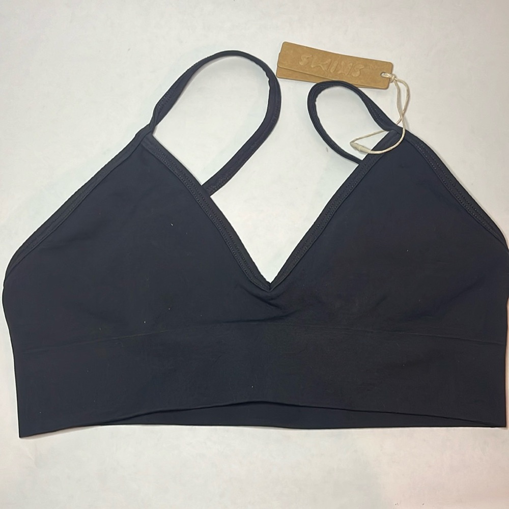 SKIMS Soft Smoothing Bralette in Onyx